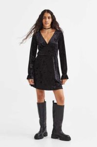H&M Crushed-velour Kleider Damen Schwarz | CRA-739062